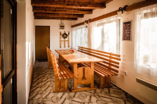 Вилла Casa Adelina Valea Lunga-Cricov Экстерьер фото